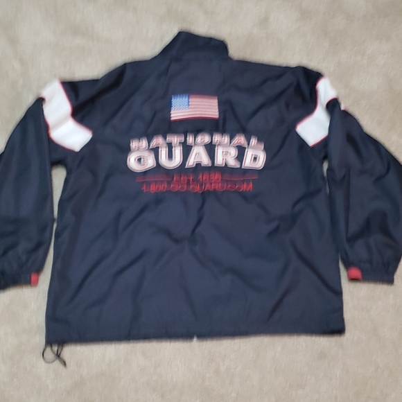 Men's Track Outfit - Picture 2 of 3